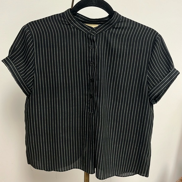 Vintage 3/4 button tshirt with slit in back - Picture 1 of 6